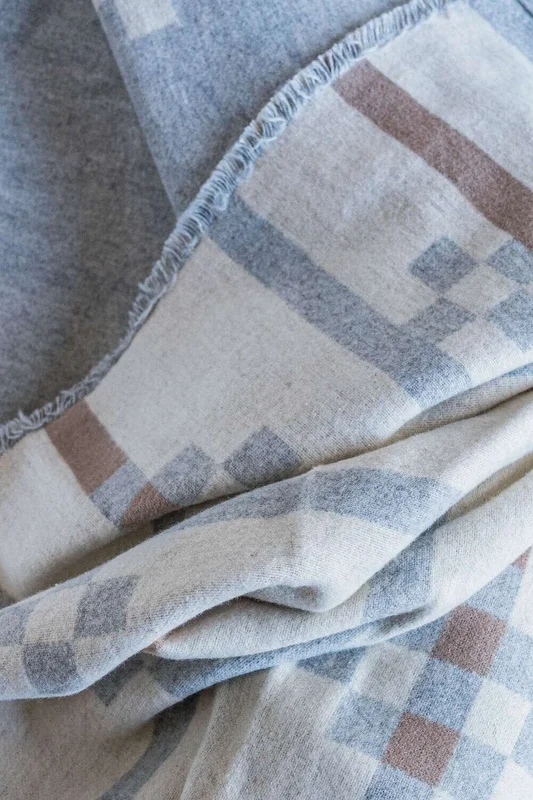 MANTA AUSTRIACA - AMBER GREIGE en Beige - Textiles, Uruguay | La Iberica, vista 4