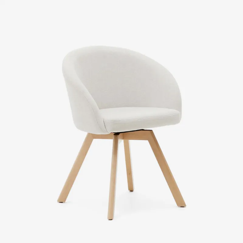 Silla giratoria Marvin - chenilla beige y patas de madera maciza de haya acabado natural en Beige - Sillas, Uruguay | Kavehome
