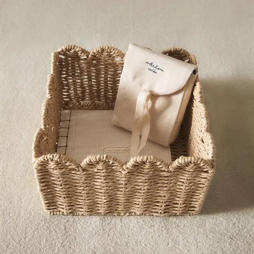 CESTA ONDAS PEQUEÑA - Canastos, Uruguay | Zara Home