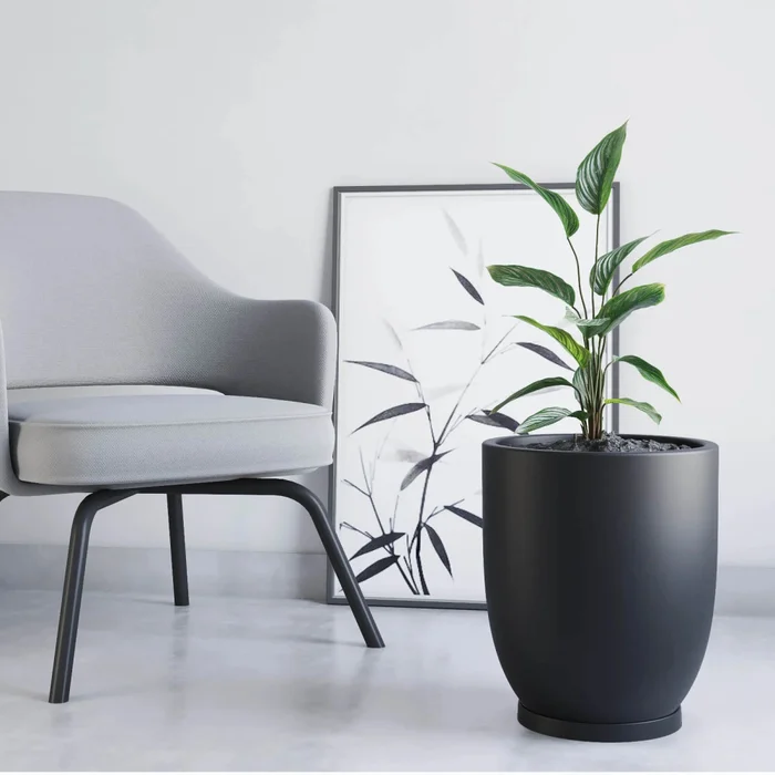 Macetero Copa 40 Negro c/ Plato Alto 40cm x 47cm Diam Boca, 25lts en Negro - Macetas, Uruguay | Champagne Home, vista 2