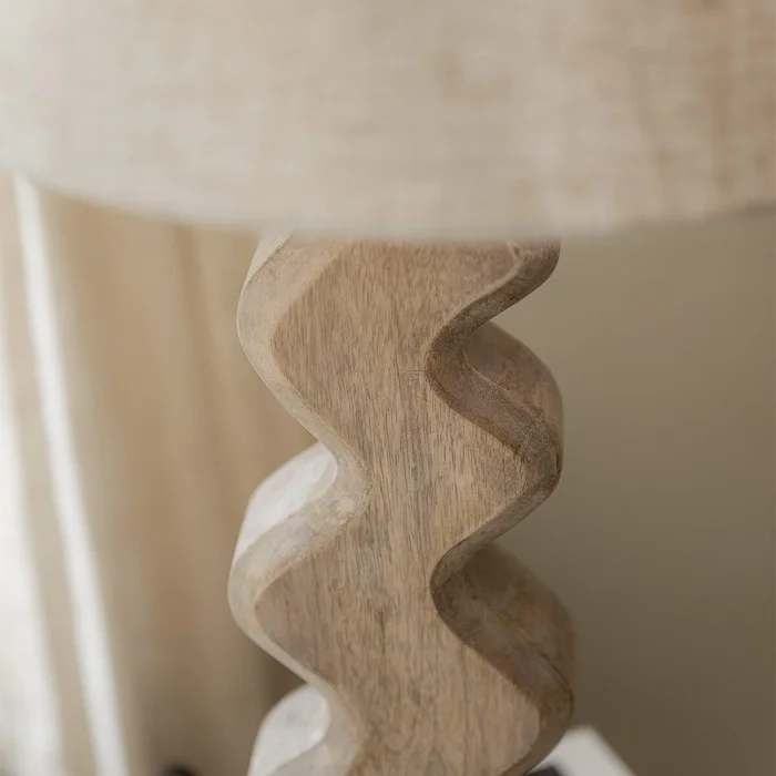 Lámpara de mesa Ellis en Madera natural - Lámparas de mesa, Uruguay | De Arcos, vista 2