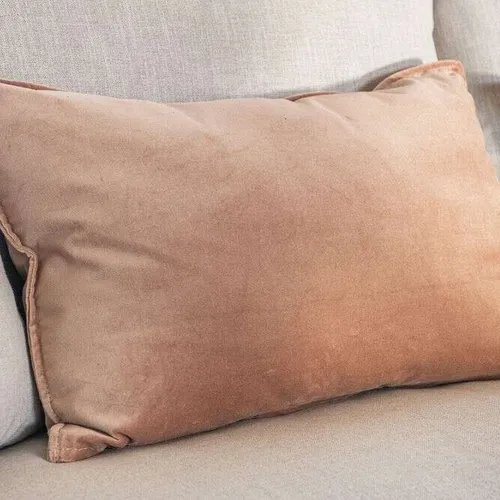 ALMOHADON TERCIOPELO ROSA VIEJO - 70 X 43 CMS en Rosa - Textiles, Uruguay | La Iberica