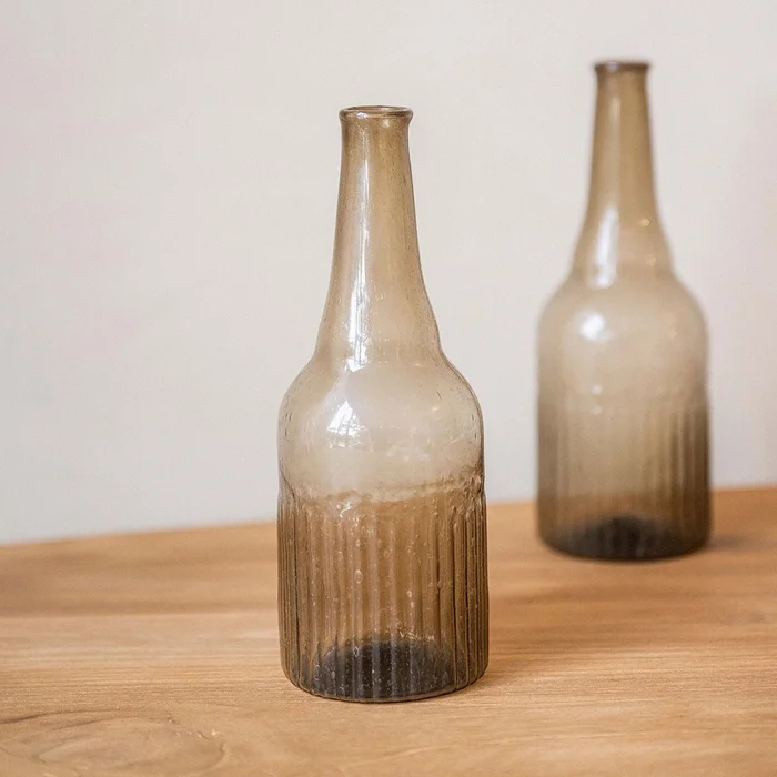 Botella Light Grey en Gris - Macetas, Uruguay | De Arcos