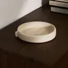 Centro de mesa Mireni de papel maché beige Ø 22,5 cm en Beige - Jarrones, Uruguay | Kavehome, vista 2 de 7