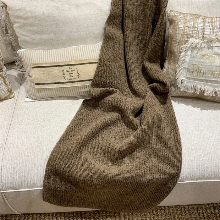 PIE DE CAMA - Textiles, Uruguay | Koz, vista 2