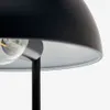 Lámpara de mesa Catlar de madera de fresno y metal - con acabado pintado negro en Negro - Lámparas de mesa, Uruguay | Kavehome, vista 5 de 7