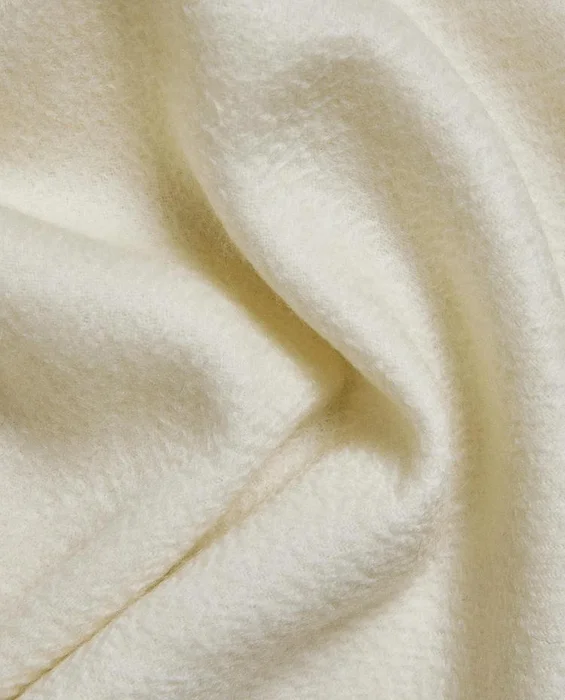 MANTA CASHMERE en Blanco - Textiles, Uruguay | Zara Home, vista 4
