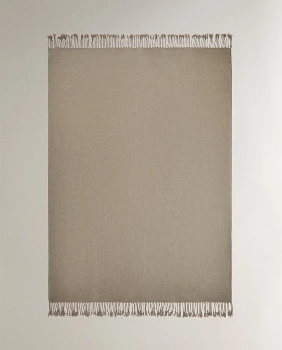 MANTA CHENILLA en Beige - Textiles, Uruguay | Zara Home, vista 2