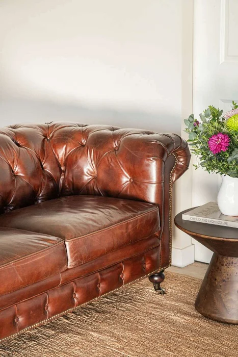 SILLON CHESTERFIELD CUERO ITALIANO - 2 CUERPOS - Sillones y sofás, Uruguay | La Iberica, vista 2