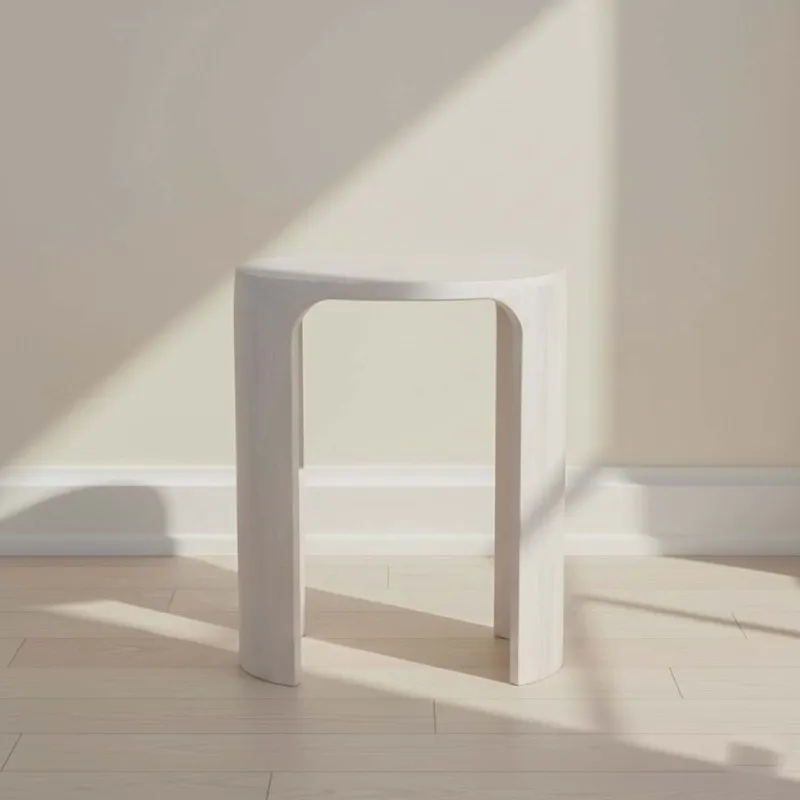 Mesa Auxiliar Madera Blanco Oval en Blanco - Mesas de living, Uruguay | Divino