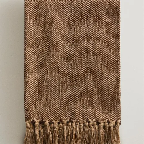 MANTA FLECOS en Marrón - Textiles, Uruguay | Zara Home