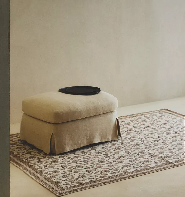 ALFOMBRA ESTAMPADO FLORAL en Multicolor - Textiles, Uruguay | Zara Home