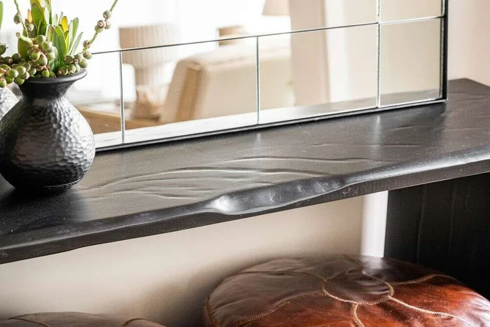 MESA DE ARRIMO IRREGULAR - NEGRA en Negro - Muebles para TV, Uruguay | La Iberica, vista 15