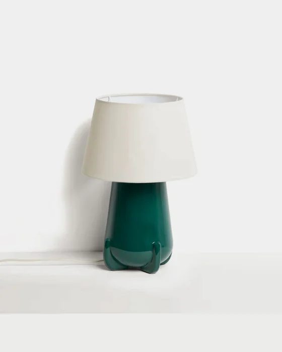 Lámpara de mesa Odra de cerámica crudo acabado brillante - verde acabado brillante en Verde - Lámparas de mesa, Uruguay | Kavehome