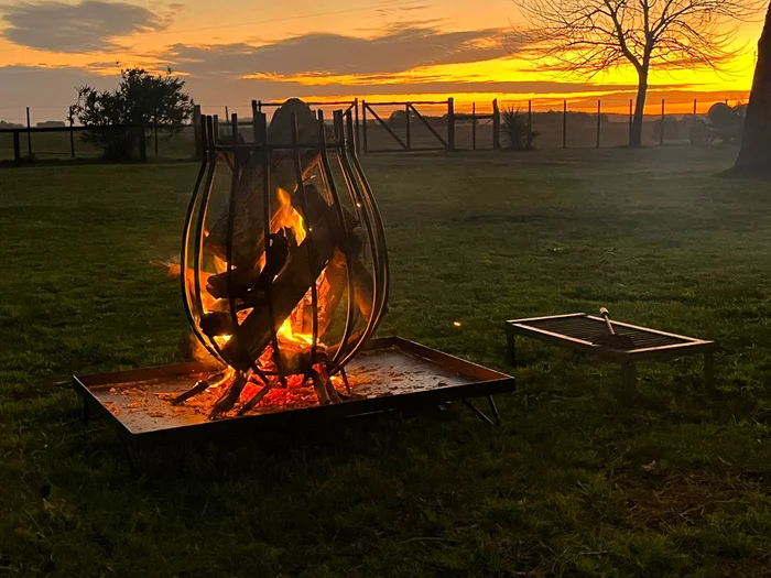 Quemador de Jardín Copa Chico con Base XL y Parrilla - Muebles para el exterior, Uruguay | Quemadores de Jardín, vista 2