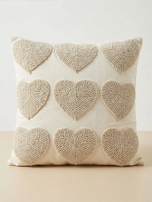 Almohadón Bordado Love en Beige - Textiles, Uruguay | Cabana, vista 2