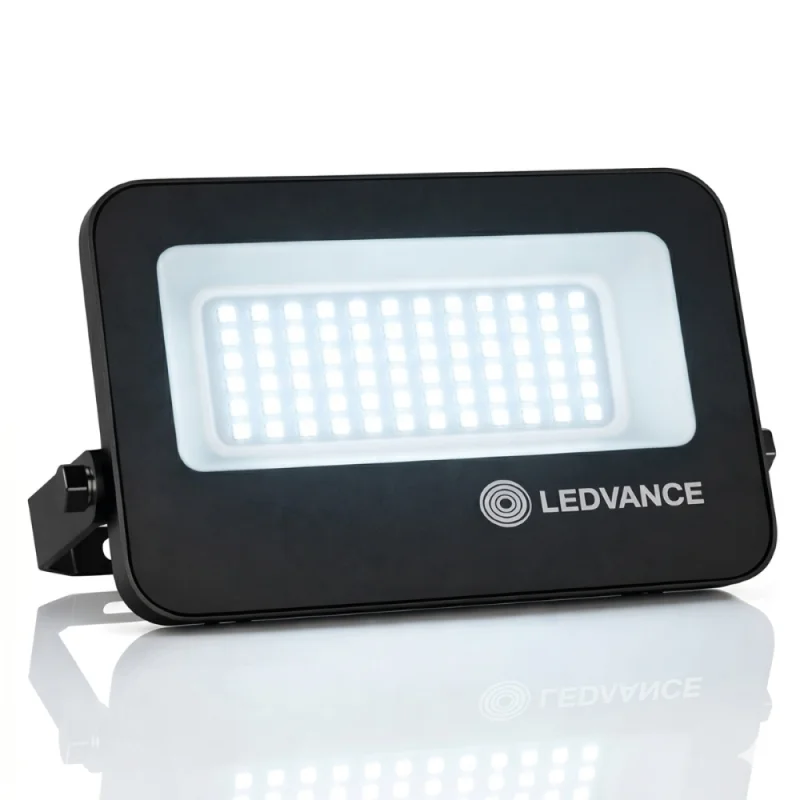 Foco LED LEDVANCE Compact IP66 30W CCT Negro en Negro - Lámparas colgantes, Uruguay | Serlux, vista 4