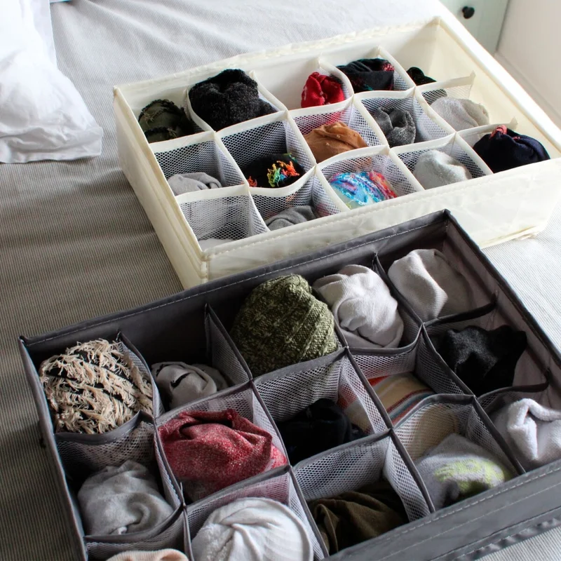 Caja de almacenamiento de tela plegable con divisiones Gris en Gris - Canastos, Uruguay | Buho Store, vista 3