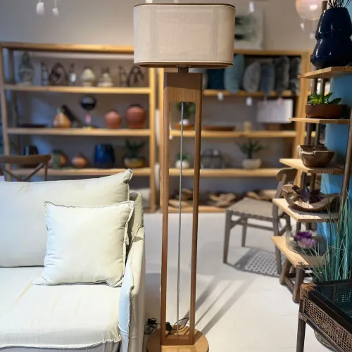 Lampara de pie eliptica fibra en Madera natural - Lámparas de pie, Uruguay | FMB