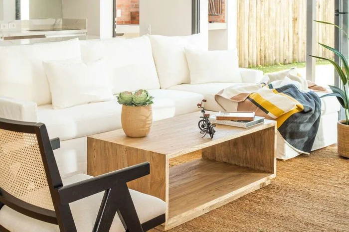 MESA CUBO - 1.20 X 0.65 en Madera natural - Mesas de living, Uruguay | La Iberica, vista 6