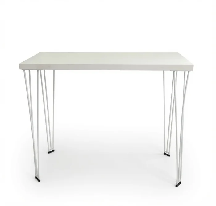 Aparador blanco con patas en metal - PRODUCTO CON DETALLES en Blanco - Aparadores y recibidores, Uruguay | Champagne Home