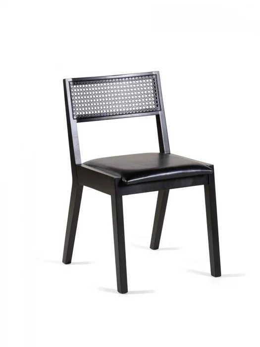 SILLA ALPHA CUERINA NEGRA en Negro - Sillas, Uruguay | Vinibel