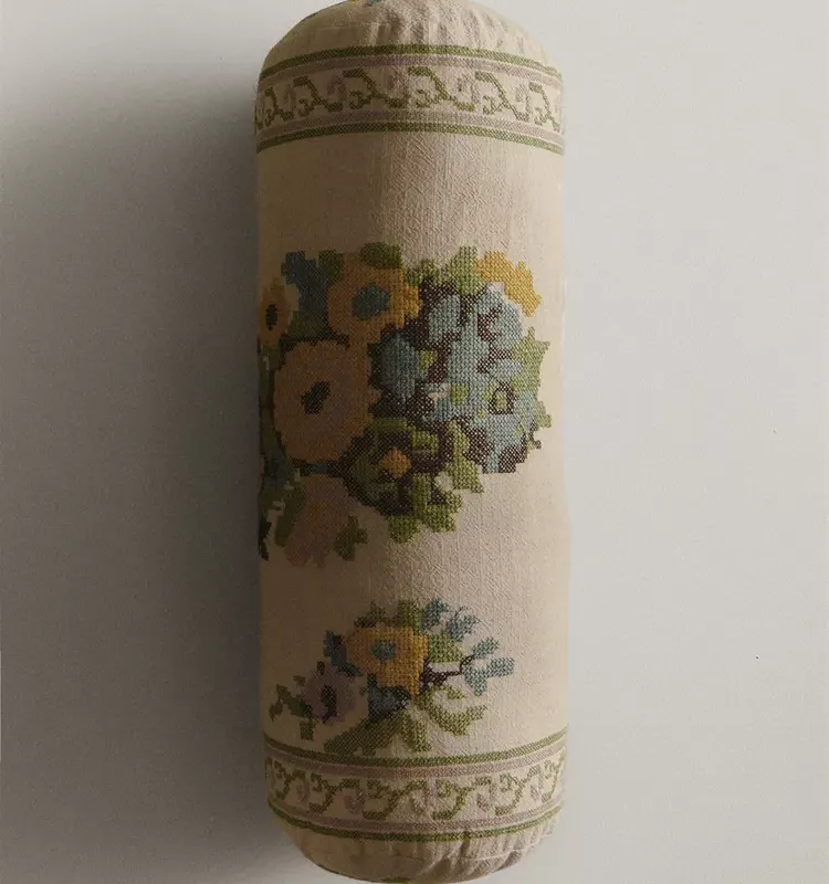 FUNDA COJÍN STITCH - Textiles, Uruguay | Zara Home