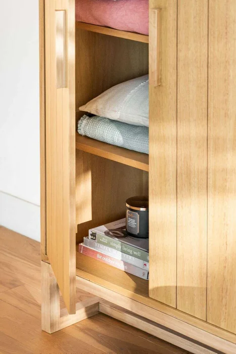 MUEBLE SOL - CEDRO en Madera natural - Bibliotecas, Uruguay | La Iberica, vista 13