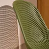 Silla de exterior Quinby con patas de acero verde en Verde - Sillas, Uruguay | Kavehome, vista 3 de 9