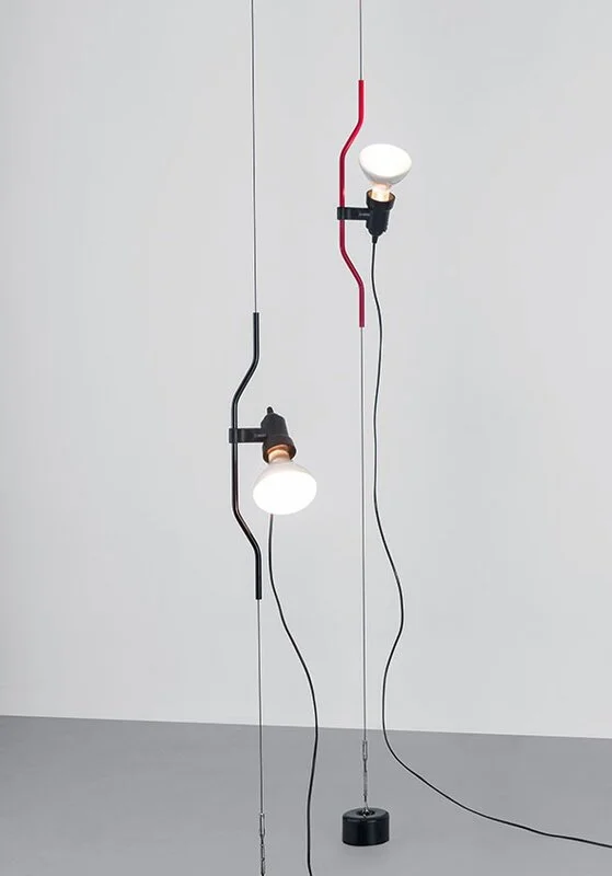 Parentesi | Achille Castiglioni y Pio Manzu en Negro - Lámparas de pie, Uruguay | Mad for Modern, vista 2