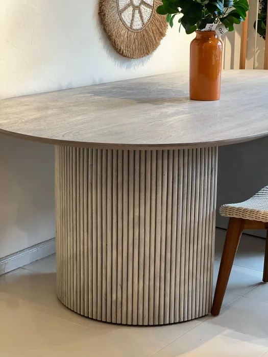 Mesa de comedor acacia en Gris - Mesas de living, Uruguay | FMB, vista 2