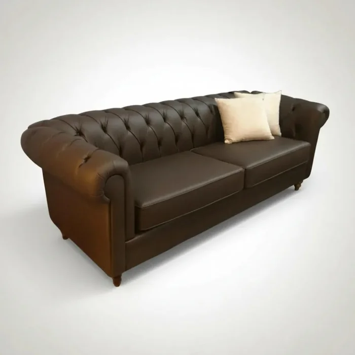 Sofa clasico 3 cuerpos - Tapizado en Cuero marrón en Marrón - Sillones y sofás, Uruguay | Champagne Home, vista 2