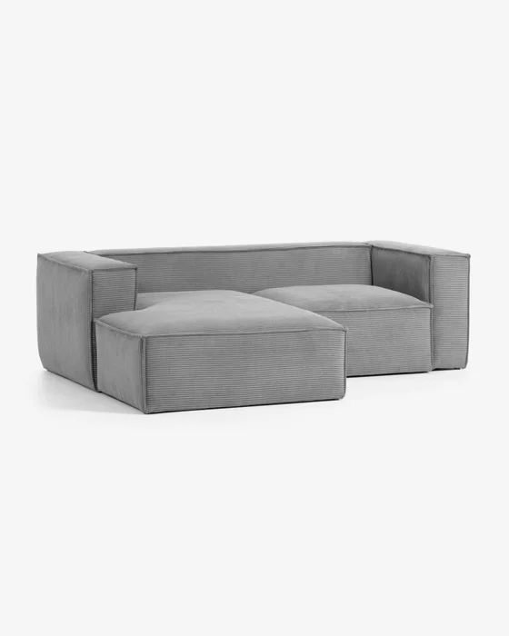 Sofá Blok 2 plazas chaise longue izquierdo pana gris 240 cm en Gris - Sillones y sofás, Uruguay | Kavehome