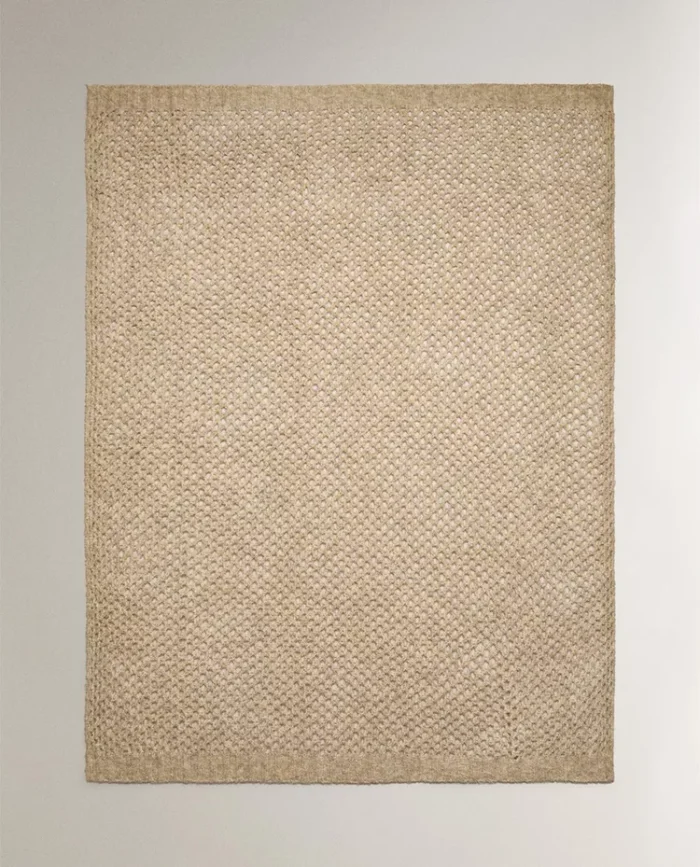 MANTA PUNTO en Beige - Textiles, Uruguay | Zara Home, vista 2