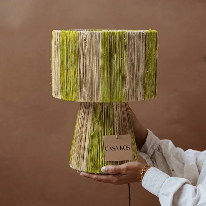 Lámpara de Mesa Noble en Multicolor - Lámparas de mesa, Uruguay | Casakos, vista 3