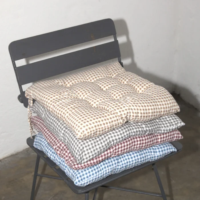 Almohadón para silla cuadros - azul en Gris - Textiles, Uruguay | Buho Store, vista 3