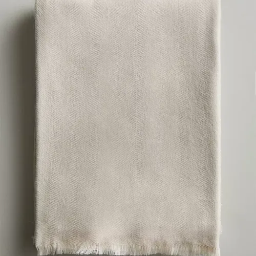 MANTA LIGERA FLECOS - Textiles, Uruguay | Zara Home
