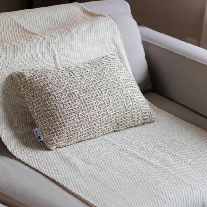 Manta para sillón y cama algodón Crudo - 180 x 130cm en Blanco - Textiles, Uruguay | Buho Store, vista 3