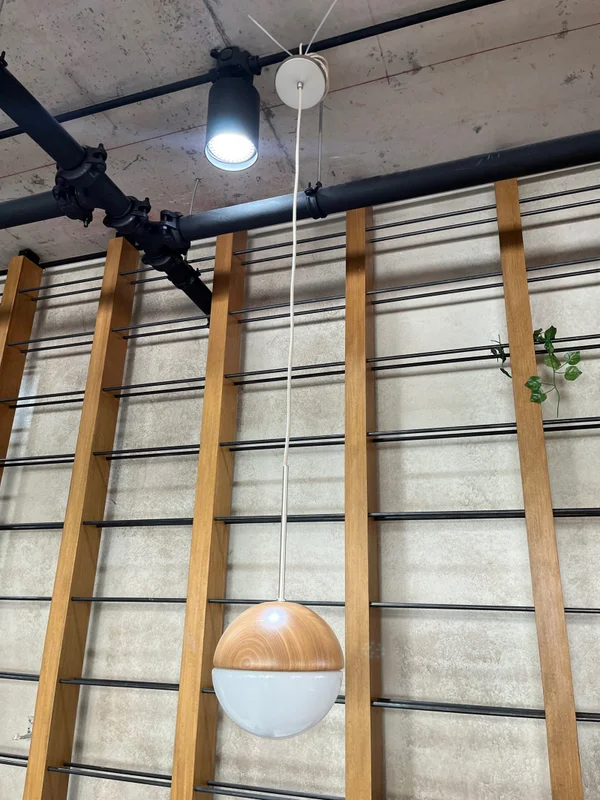 Lámpara Colgante Sintonia Especial en Madera natural - Lámparas colgantes, Uruguay | Berna Home, vista 4