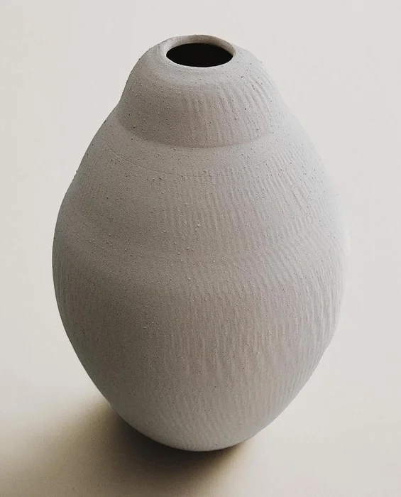 JARRÓN CERÁMICA RUGOSA - Jarrones, Uruguay | Zara Home