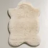 ALFOMBRA PEQUEÑA IRREGULAR PELO - Textiles, Uruguay | Zara Home, vista 2 de 6