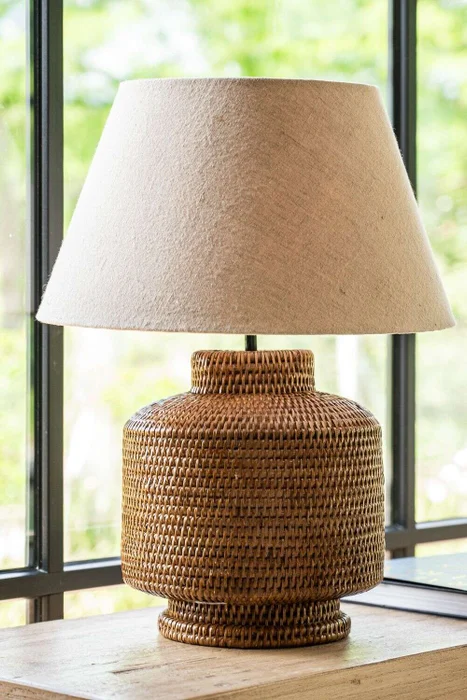 LAMPARA RATTAN Y LINO en Marrón - Lámparas colgantes, Uruguay | La Iberica