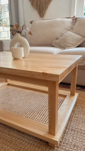 Mesa ratona con base de esterilla natural en Madera natural - Mesas de living, Uruguay | Decoramuss, vista 2