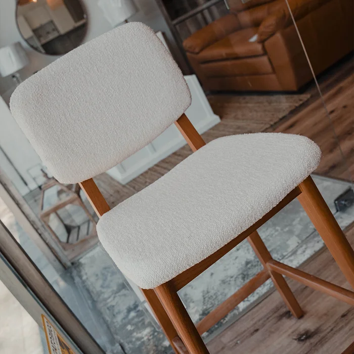 Butaca Banqueta Épsilon - Línea Nevada Bouclé/Natural en Madera natural - Sillones y sofás, Uruguay | Ecowood, vista 5