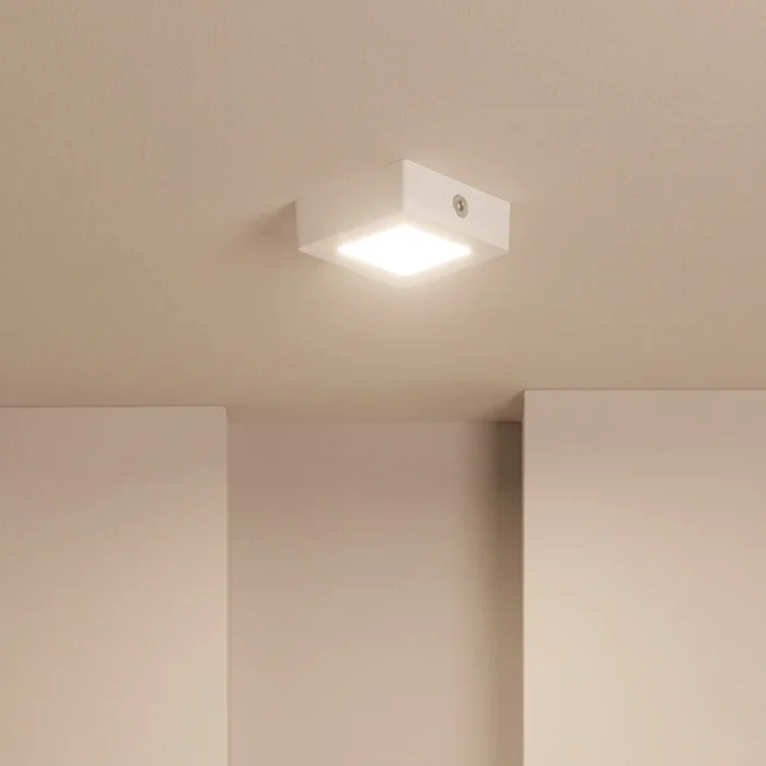 Panel LED Cuadrado de Adosar 6W Luz Cálida en Blanco - Lámparas colgantes, Uruguay | Serlux, vista 2