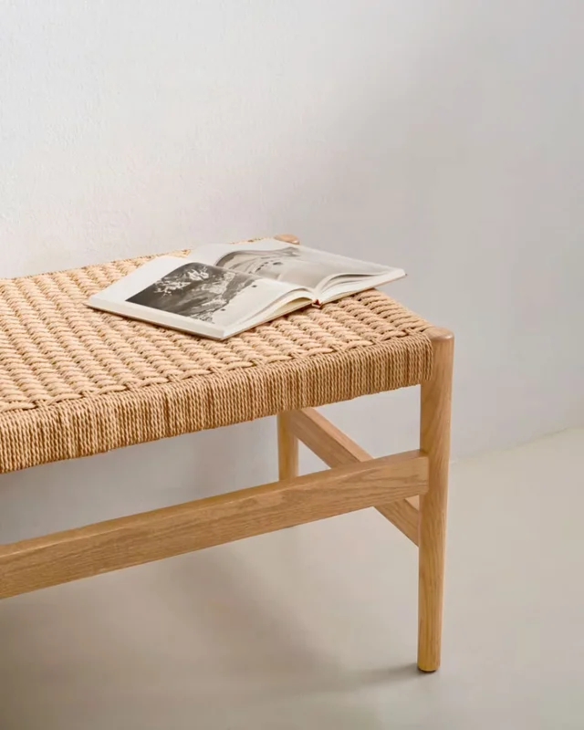 Banco Zaide de madera maciza de roble - con acabado natural asiento de cuerda 120cm FSC100% en Madera natural - Butacas, banquetas y puffs, Uruguay | Kavehome, vista 3