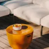 Mesa auxiliar exterior Mesquida de cerámica con acabado mostaza glaseado Ø 45 cm en Mostaza, Naranja - Mesas de arrimo, Uruguay | Kavehome, vista 2 de 6