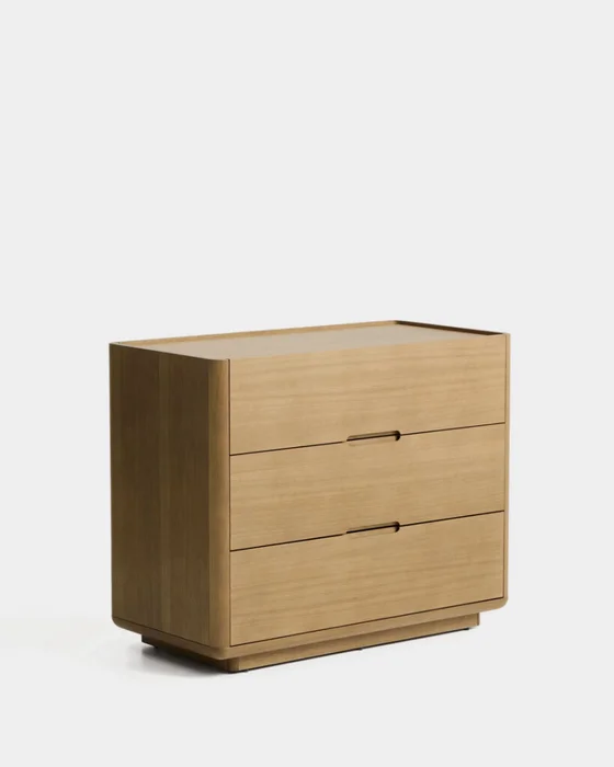 Cómoda Arelida de chapa y madera maciza de roble acabado marrón claro 100 x 80 cm en Marrón - Cómodas, Uruguay | Kavehome
