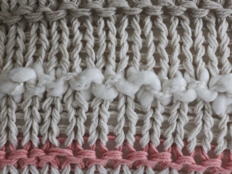 Almohadón Rayado - Textiles, Uruguay | Arquetipo, vista 3