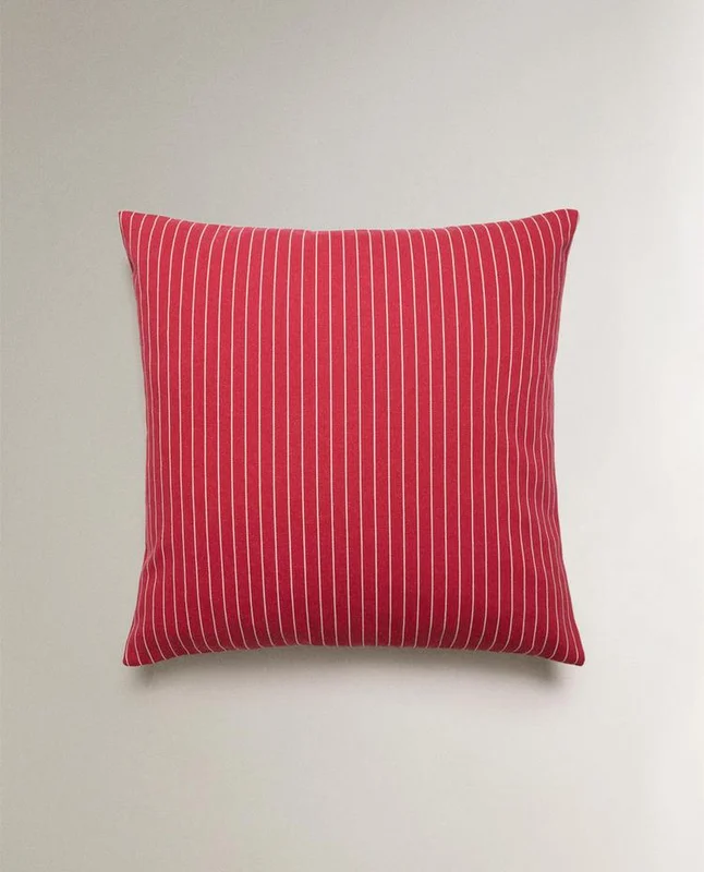 FUNDA COJÍN ALGODÓN RAYAS | KATHARINE POLE en Rojo - Textiles, Uruguay | Zara Home, vista 4